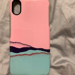 Otter box case for a iPhone X max
